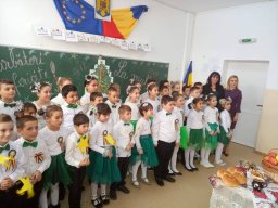 48415108_341777559937522_8761937646973878272_n